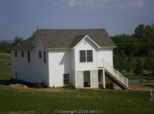 872 Earle Rd, Charles Town, WV 25414