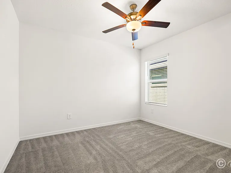2881 Silver Scallop Loop — Photo 18