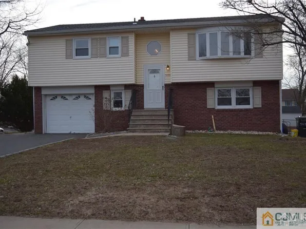 5098 Scott St, Piscataway, NJ 08854