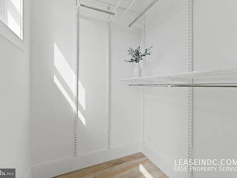 3524 Park Pl NW #2 — Photo 14