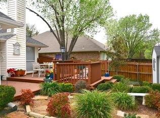 2326 Kingsley Dr, Grand Prairie, TX 75050