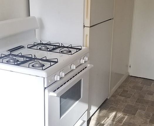 5th image of 2112 Grand Ave