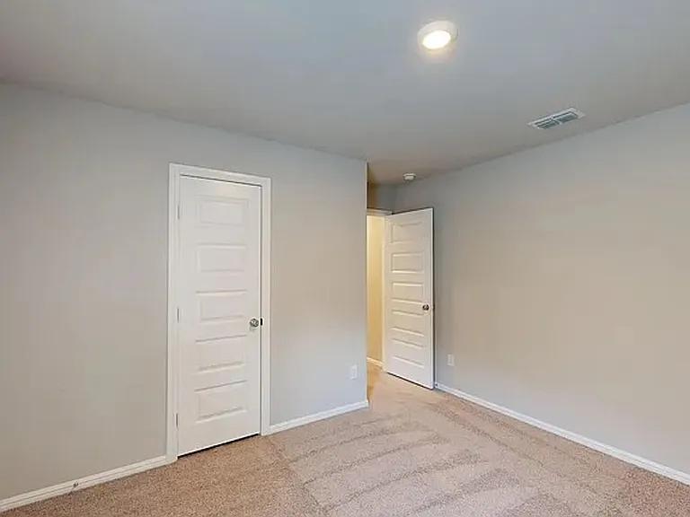 3316 Coronation Ct — Photo 11