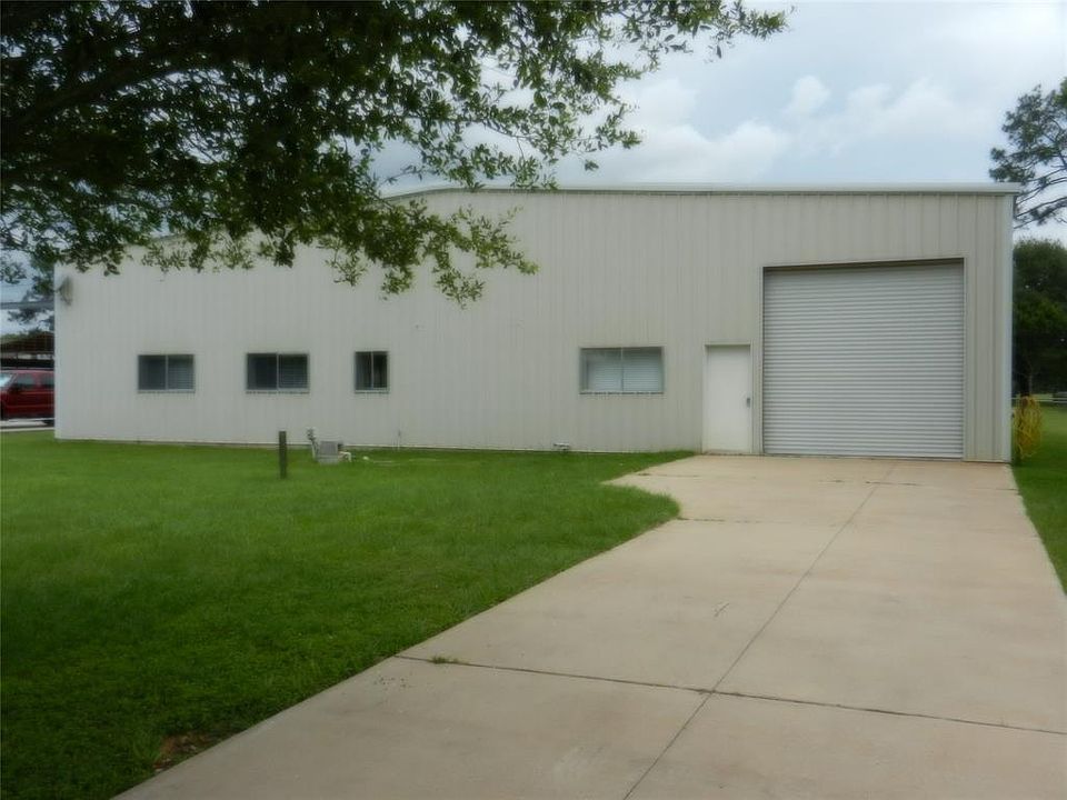 1st image of 32126 Sky Way Ln