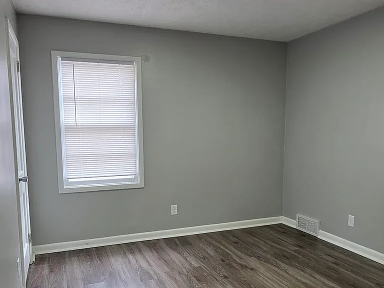 7745 Main St #3 — Photo 8