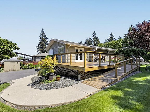 3rd image of 3475 Seacloud Rd