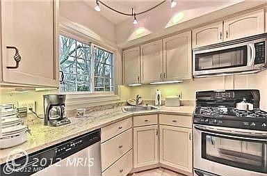 2nd image of 3321 Valley Dr #704-33