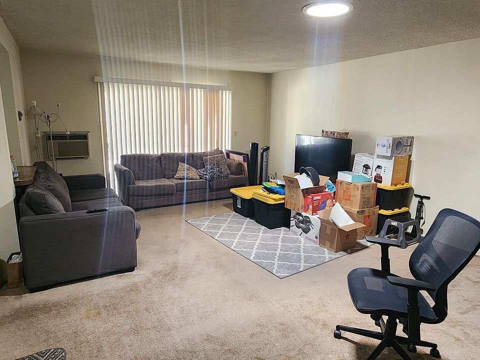1st image of 139 Diamond St APT C