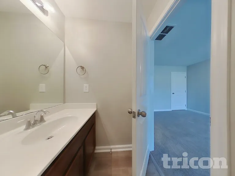 3444 Baylor Cir — Photo 14