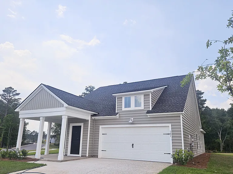 101 Bluebell Ln — Photo 3