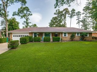 506 Northwood Dr, Conroe, TX 77303