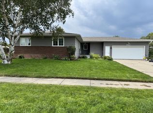 701 N Willow St, Norfolk, NE 68701