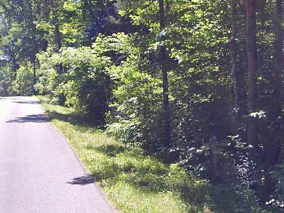 2nd image of 821 Doolittle Rd
