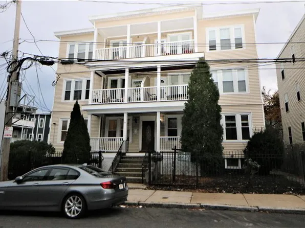14 Estella St APT 1, Mattapan, MA 02126