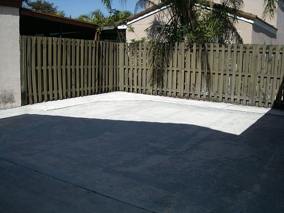 Concrete patio, no grass