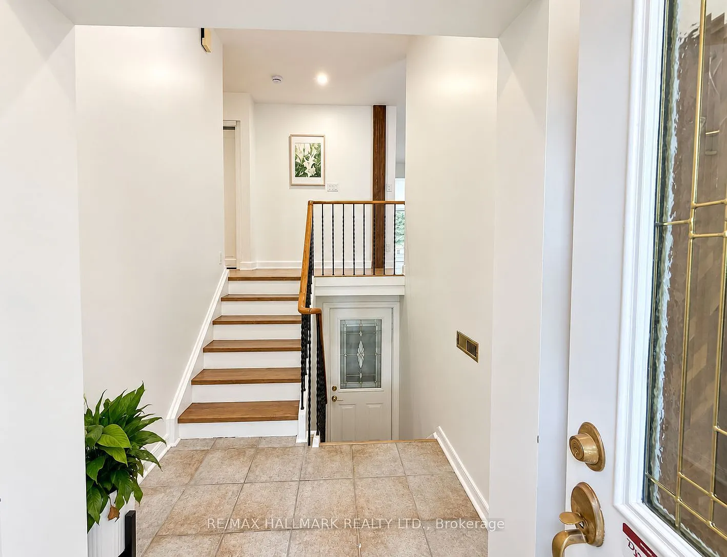 4 bed, $3,280 — Photo 3
