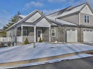 107 Roberts Way, South Abington Township, PA 18411