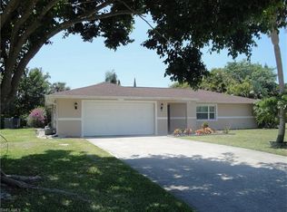 50 Willoughby Dr, Naples, FL 34110