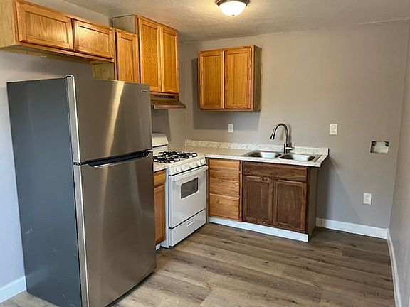 4th image of 1291-1293 Holden Ave #1293-1/2