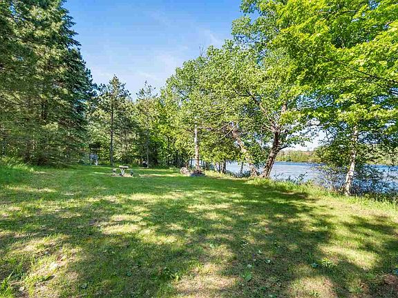 4th image of 8250 Susan Shores Dr