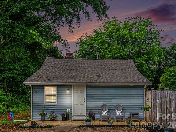 2nd image of 2201 Acme Rd