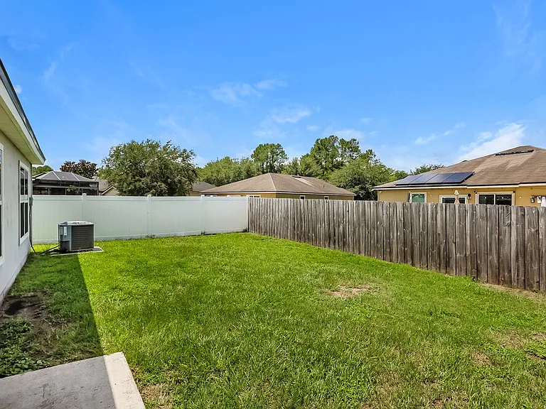 3800 Falcon Crest Dr — Photo 16