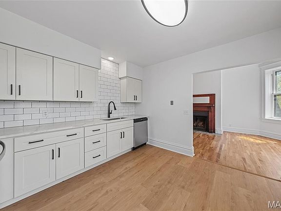 4th image of 3945 Magnolia Ave APT 3E