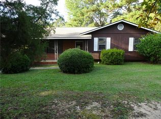 7606 Jennings Ln, Fayetteville, NC 28303