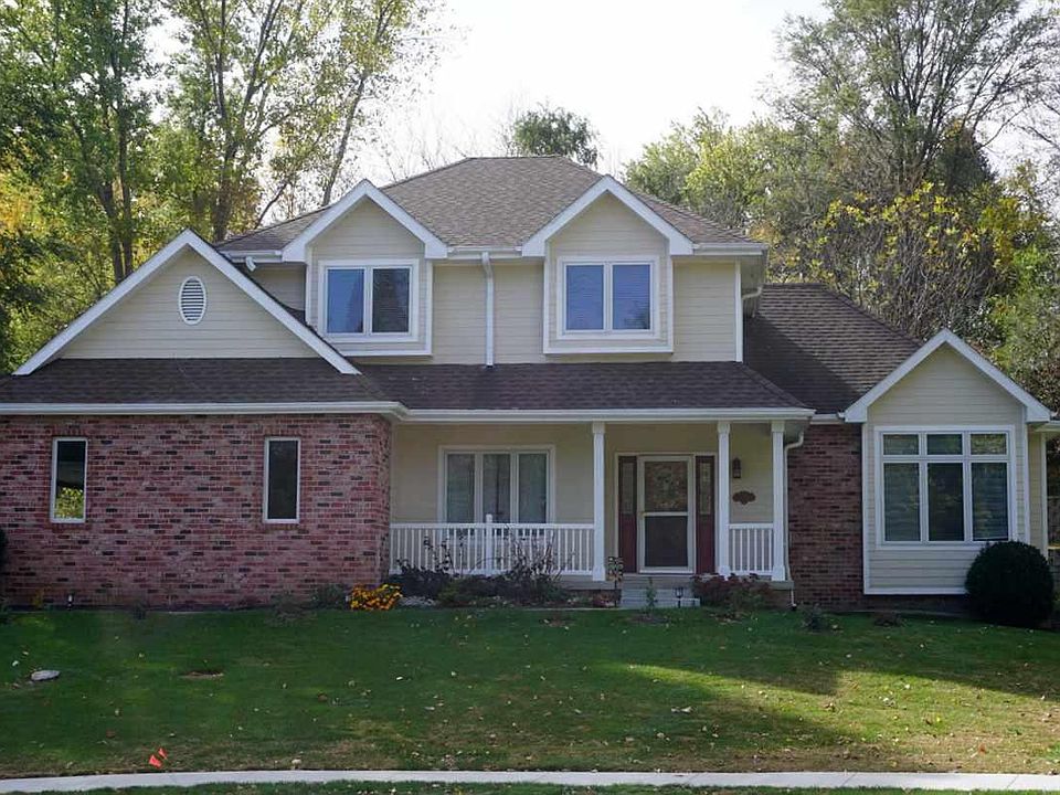 1st image of 500 Pelletier Dr
