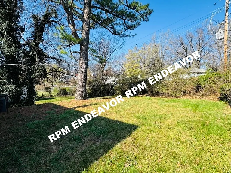 5615 Beldon Dr — Photo 16