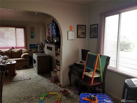 2nd image of 7123 276th St NW