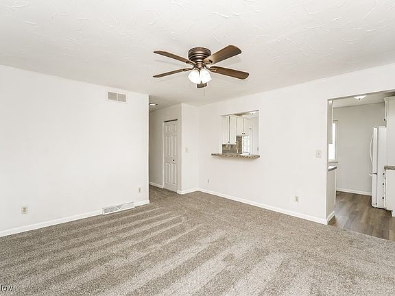 3rd image of 3095 Forest Park Blvd