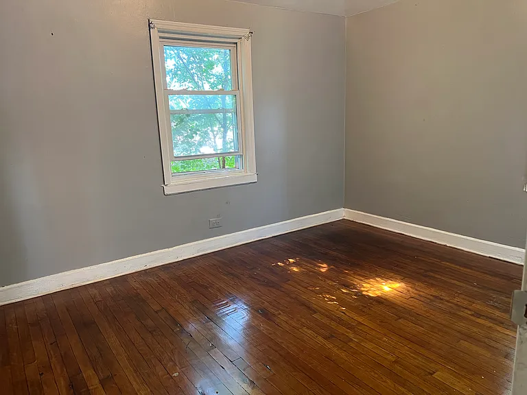 9934 S Calhoun Ave — Photo 10