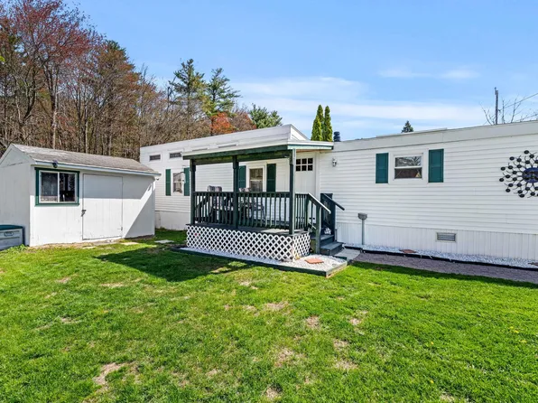197 New Hillcrest Drive, Nashua, NH 03048