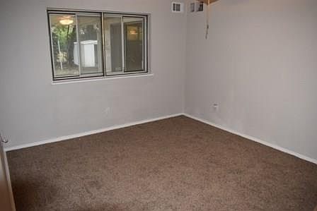 4th image of 1508 Milmo Dr