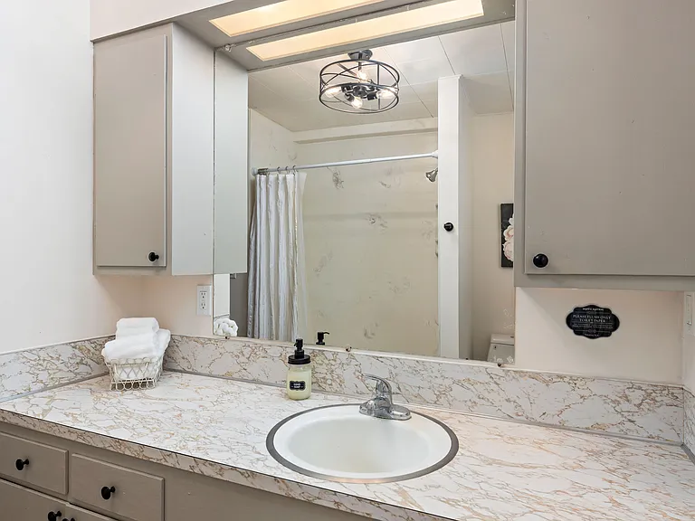 2087 Upper River Rd — Photo 20