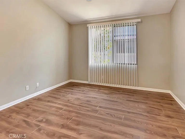 63 Carlsbad Ln — Photo 9