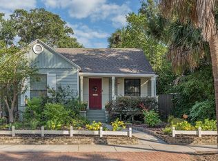 2505 W Palm Dr, Tampa, FL 33629