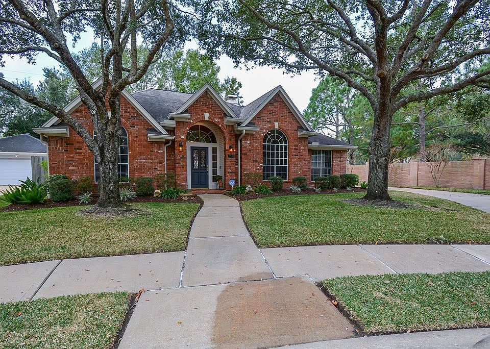 1st image of 3206 Beachwater Dr