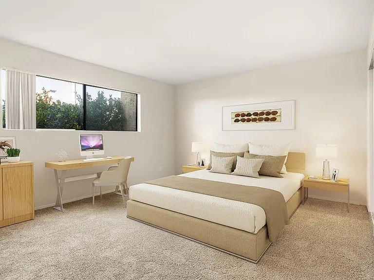 Topanga Terrace Apartments — Photo 7