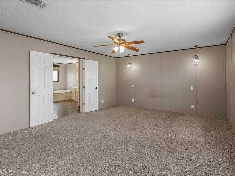 132 Nelson Dr — Photo 21