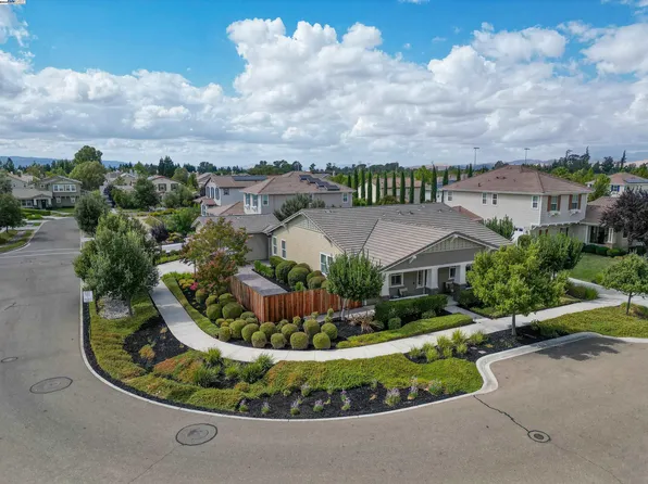 3083 Lucca Cir, Livermore, CA 94550