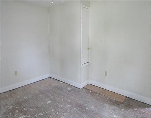 2nd image of 1417 Genevieve Dr