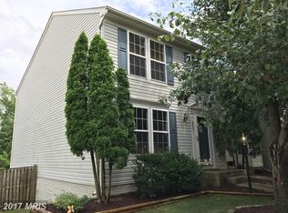 9051 Falcon Glen Ct, Bristow, VA 20136