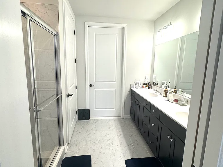 4746 Loyola Way — Photo 10