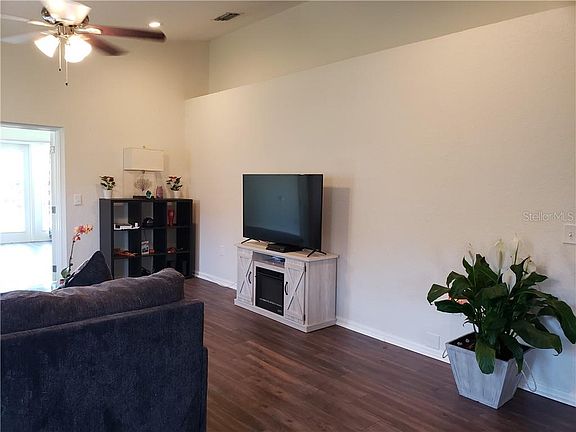 4th image of 1355 Forest Park St