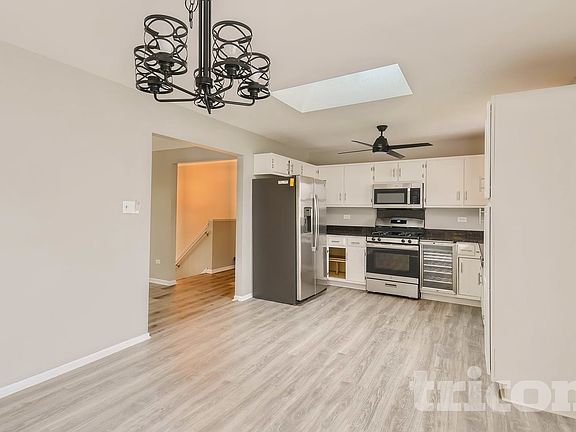 4th image of 1812 Cumberland Dr