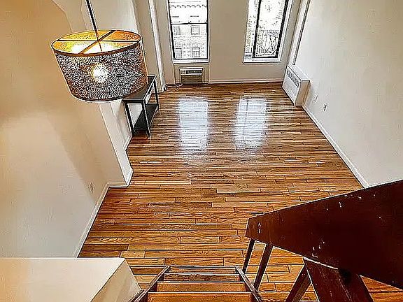 2nd image of 690 Greenwich St APT 2D