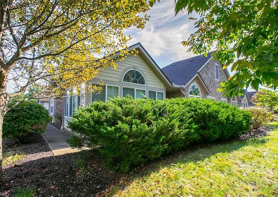 2nd image of 315 Arlington Dr
