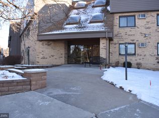 1000 41st Ave NE #104NE, Minneapolis, MN 55421